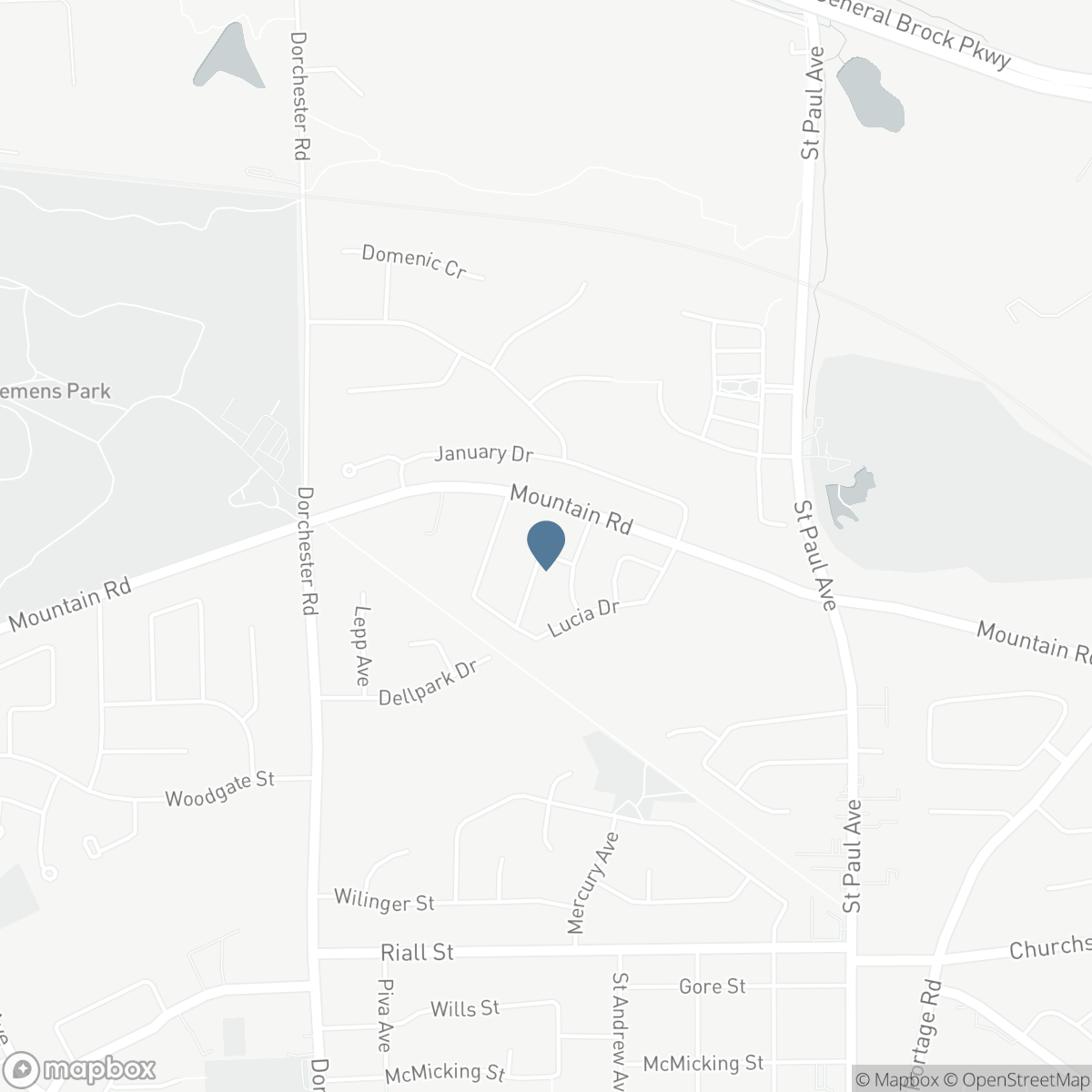 2441 COLANGELO DRIVE, Niagara Falls, Ontario L2J 0A1